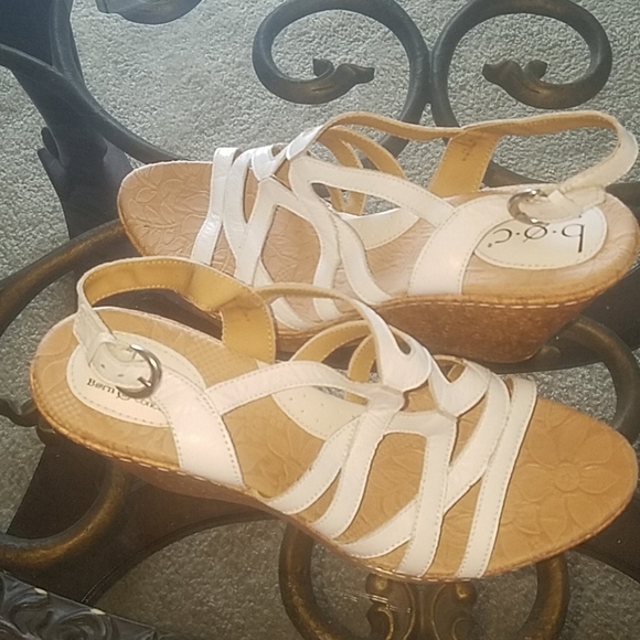 🎉Sale $35 b.o.c. Platform Wedges - Picture 12 of 12